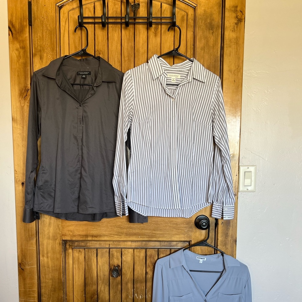 Banana Republic and Express non-iron tailored button up shirts Sz. 6 Med